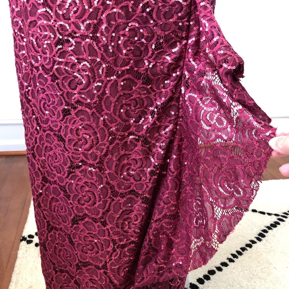 La Femme Column Dress Gown Sequin Burgundy NWOT 4 - Picture 4 of 10